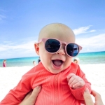 Babiators Original Keyhole: Ballerina Pink | Smoke Lenses | 0-2 años