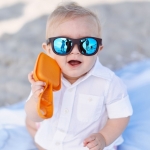 Babiators Polarizado Navigator: Jet Black | Cobalt Mirrored Lenses | 6+ años